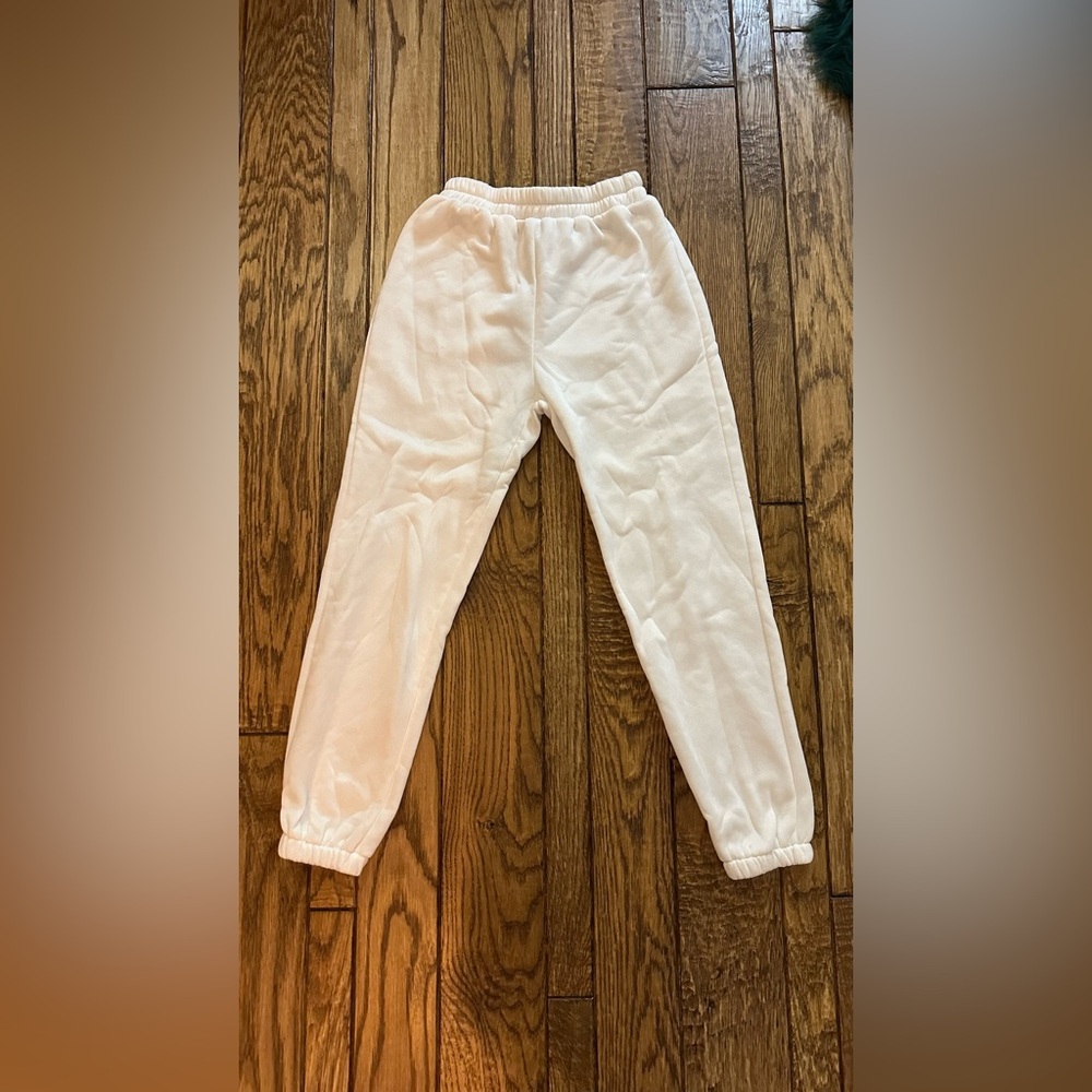 white sweat pants